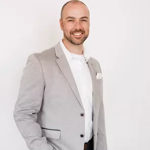 Ryan De Kuyper, Whitby, Real Estate Agent